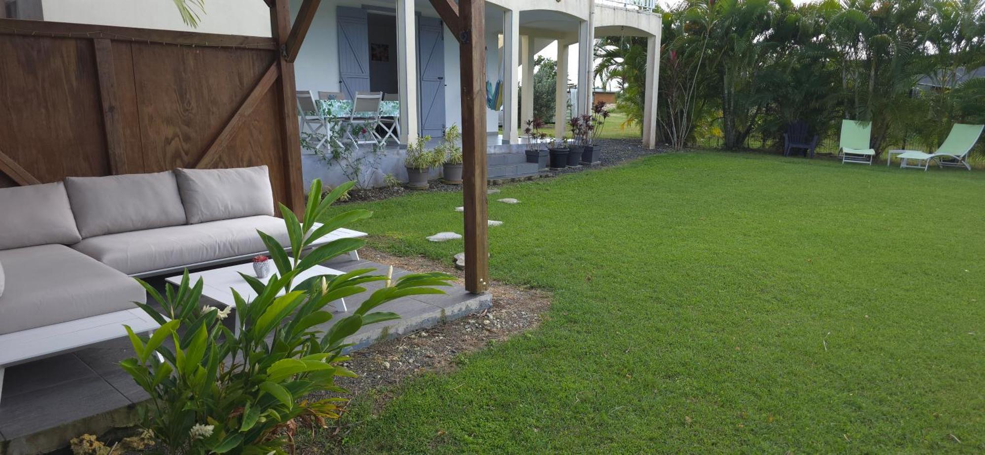 Maison Laurencia - Appartement Au Rez-De-Chaussee Avec Jardin ساينت آن المظهر الخارجي الصورة